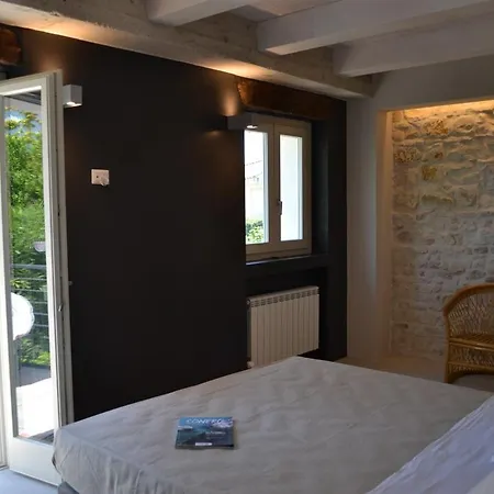 Affittacamere Ral 7039 Numana