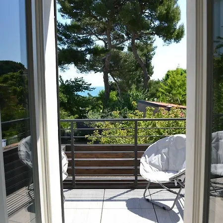 Affittacamere Ral 7039 4*