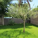 Ral 7039 Guest house 3*