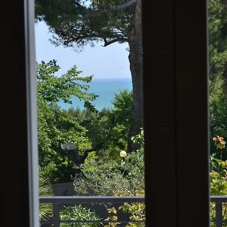 Ral 7039 Vendégház