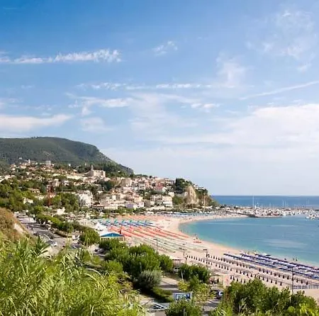 Ral 7039 Vendégház Numana