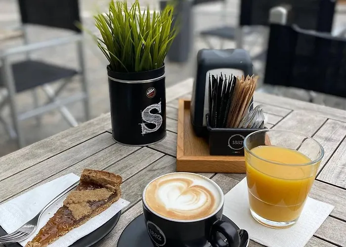 Pensión Ral 7039 Numana